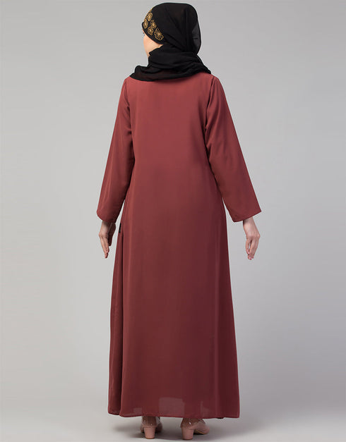 Chic Basic abaya with a flared hem for a relaxed and stylish look In Color Rust