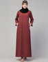 Chic Basic abaya with a flared hem for a relaxed and stylish look In Color Rust