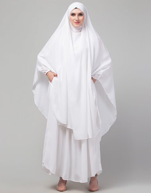 Chic 3 pcs set of White Abaya Khimer and Nose piece Close-up View
