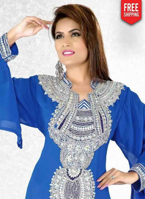 Han Stylist Bell Sleeve Slim Fit Caftan