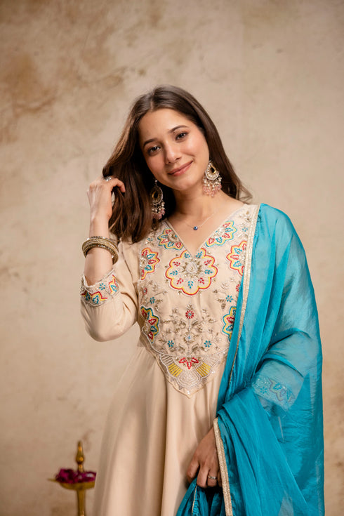 Cream Chanderi Salwar Suits - Side View | Samyak Fashion
