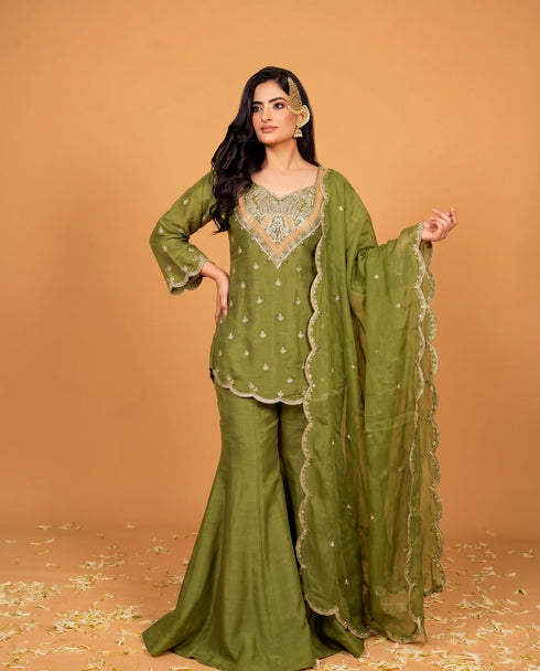 Green Heavy Simar Silk Elegant Salwar Suit - Back View | Samyak Fashion