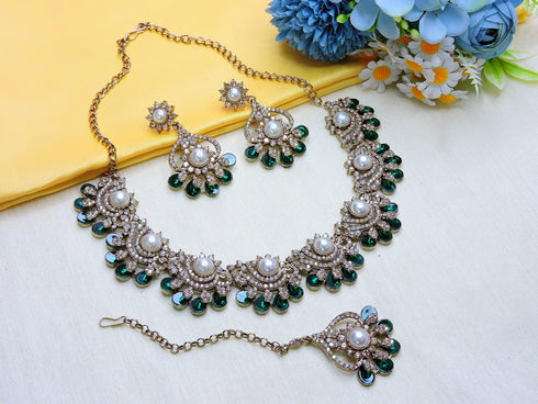 Green Necklace - Side View | Samyak Fashion