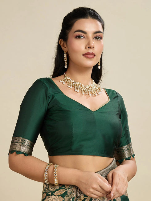 Green Soft Kanjivaram Silk Traditional Function Wear Soft Kanjivaram Silk Saree Collection With Blouse - Full View | Samyak Fashion
