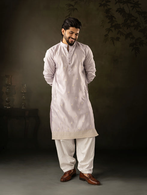 Light Purple Rayon Mens Kurta With Payjama - Front View | Samyak Fashion