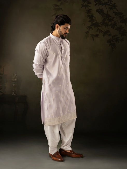 Light Purple Rayon Mens Kurta With Payjama - Close-up View | Samyak Fashion