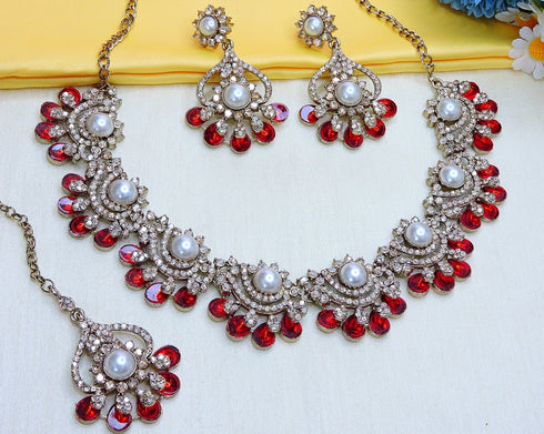 Red Necklace - Detail View | Samyak Fashion